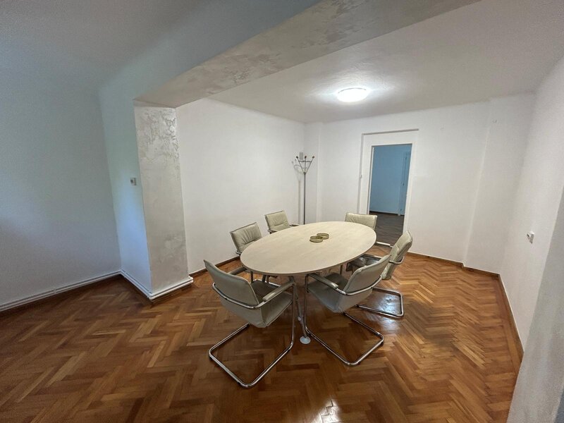 Capitale Aviatorilor Dorobanti ap 5 camere de inchiriat pretabil societate
