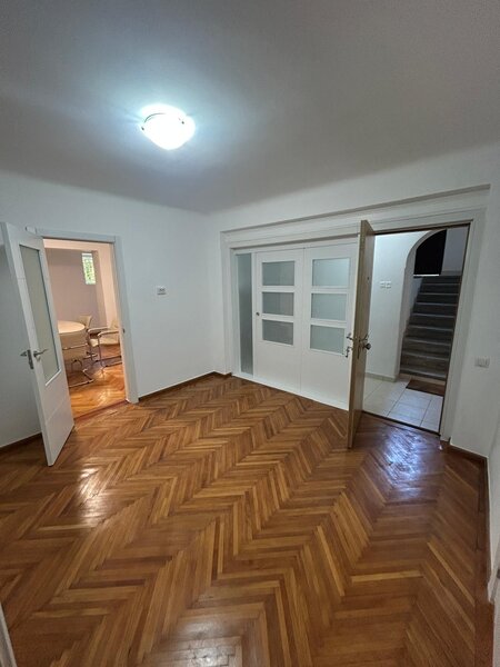Capitale Aviatorilor Dorobanti ap 5 camere de inchiriat pretabil societate